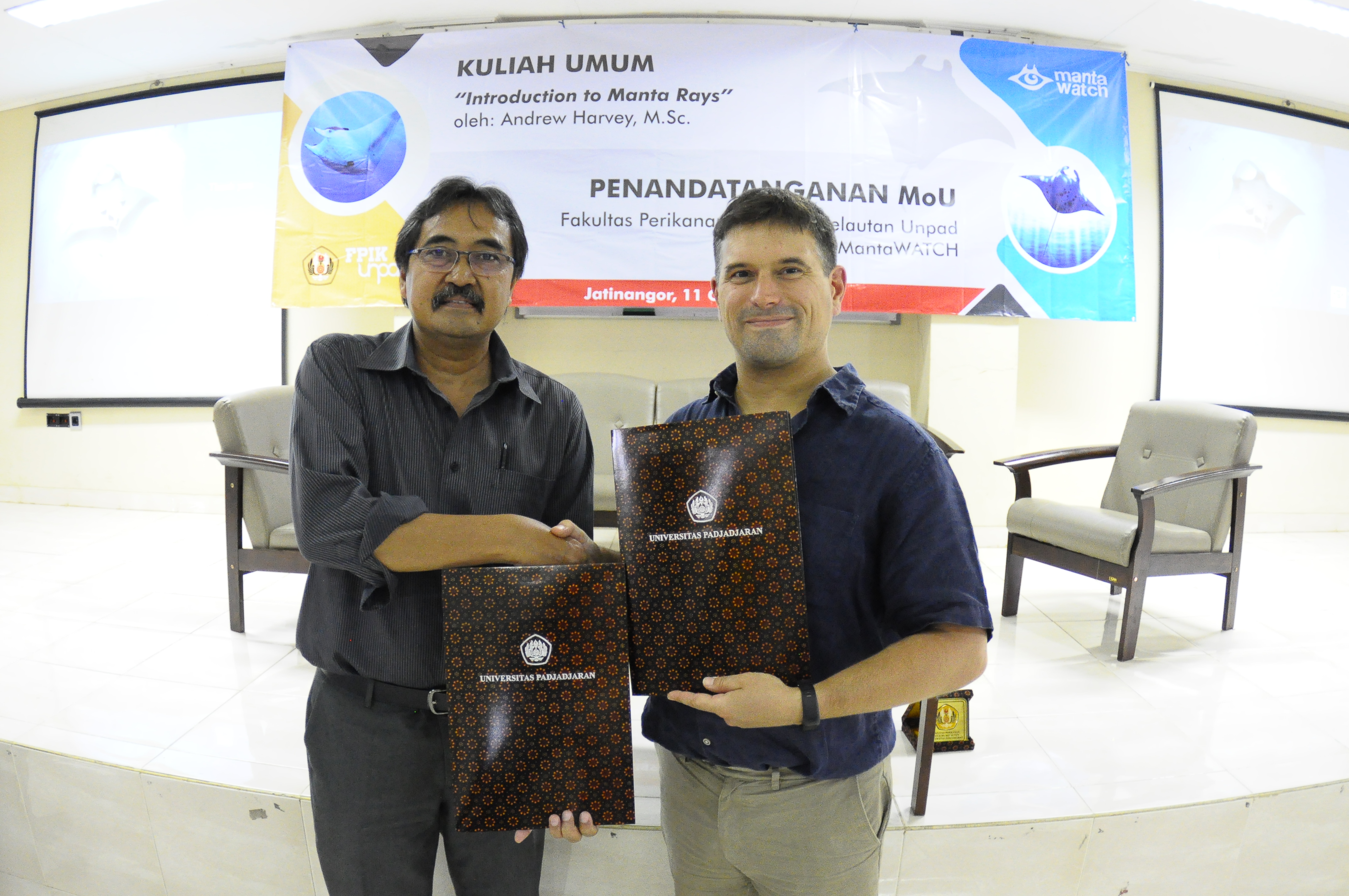Public Lecture and MoU of FPIK UNPAD with MantaWatch